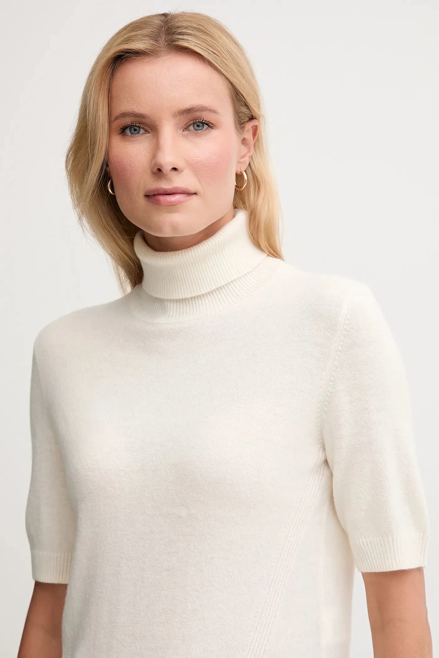 Детский свитер из смесовой шерсти - фото 4