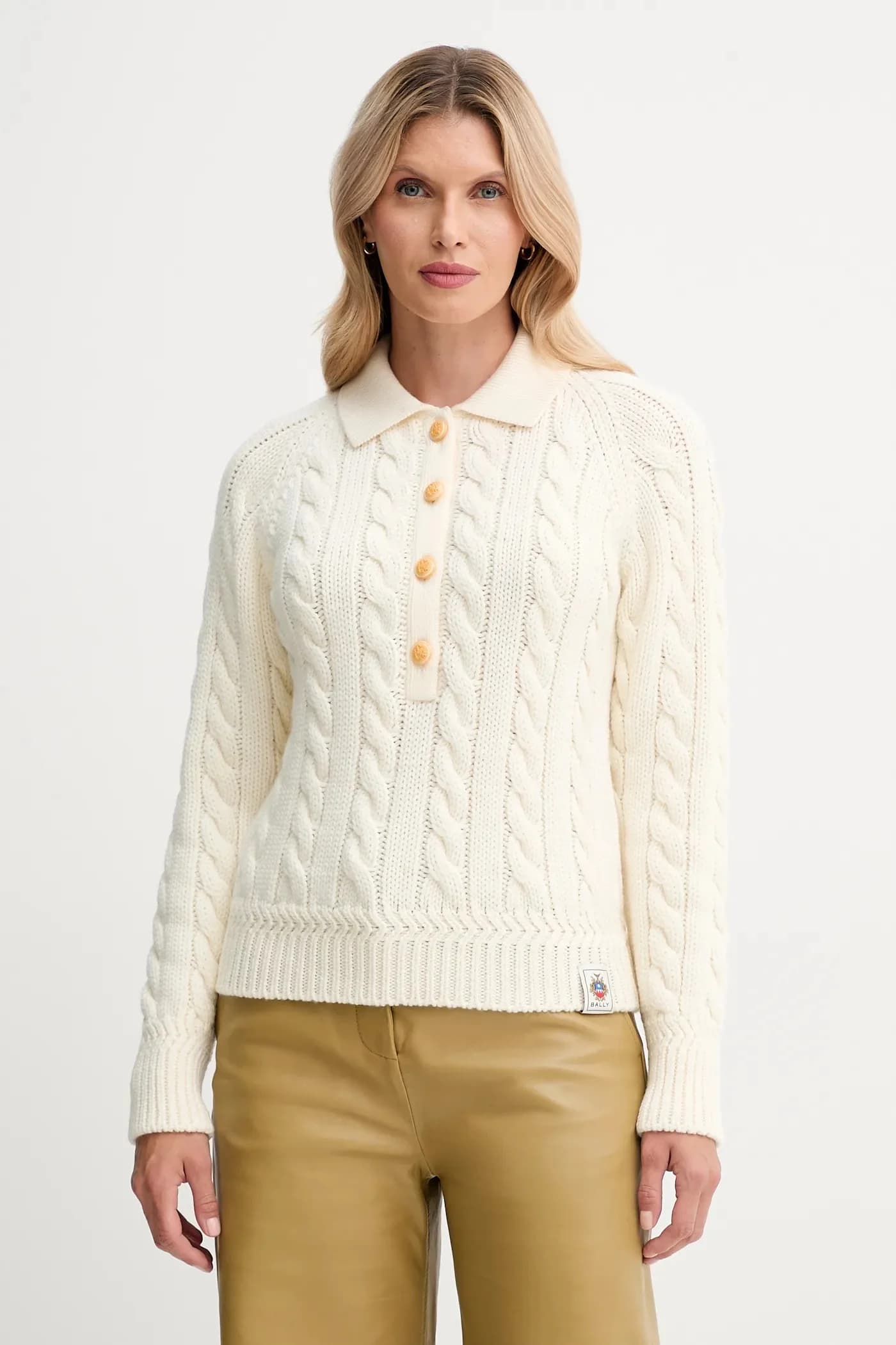 Шерстяной свитер