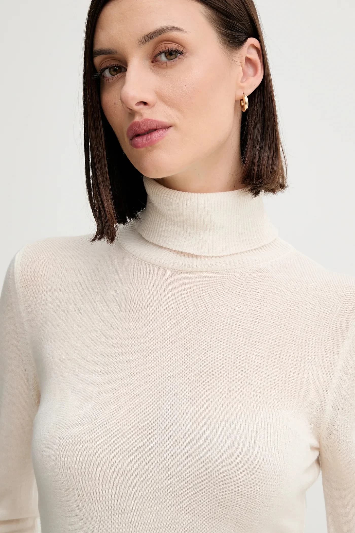 Шерстяной свитер - фото 4