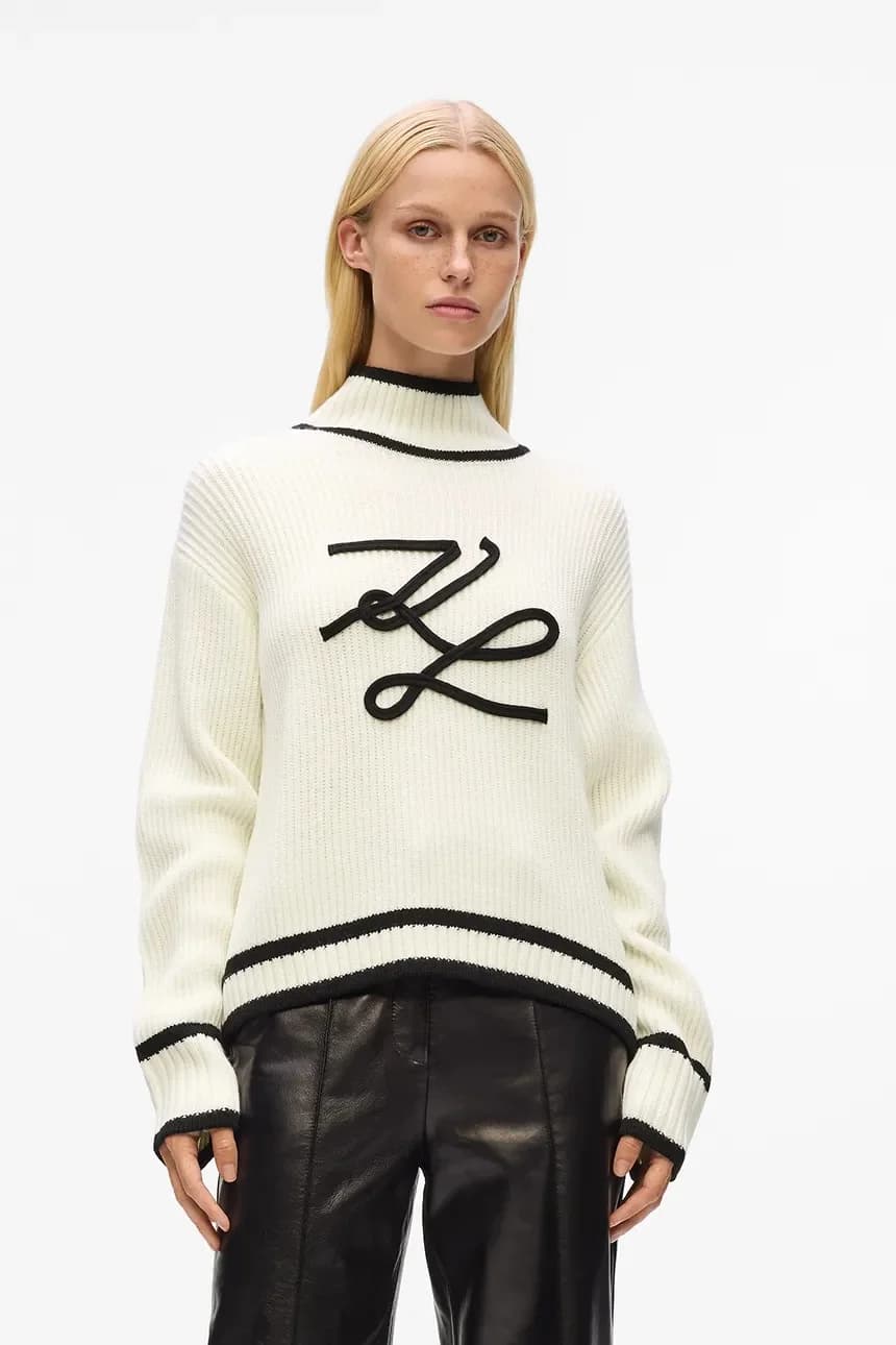 Шерстяной свитер