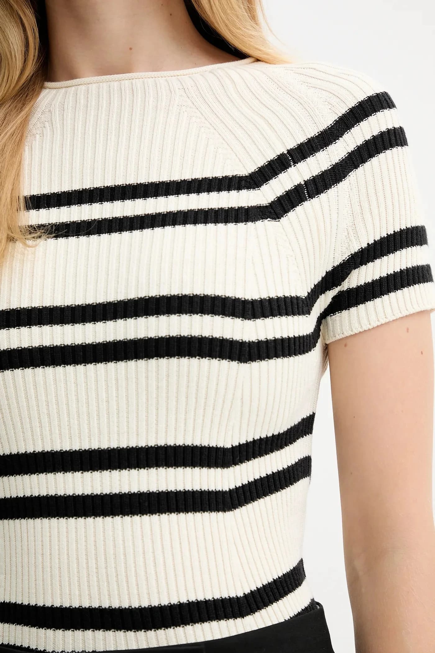 Свитер - фото 5