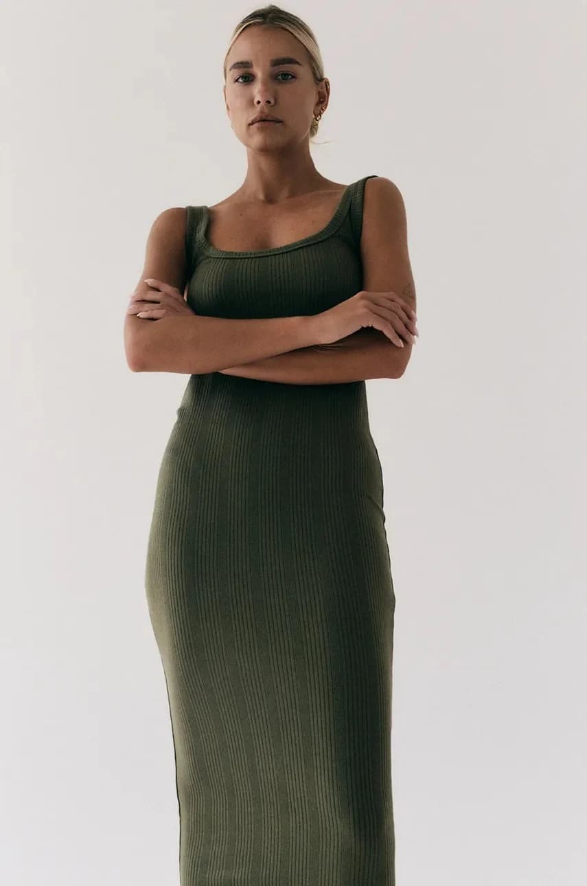 длинное платье FENDU