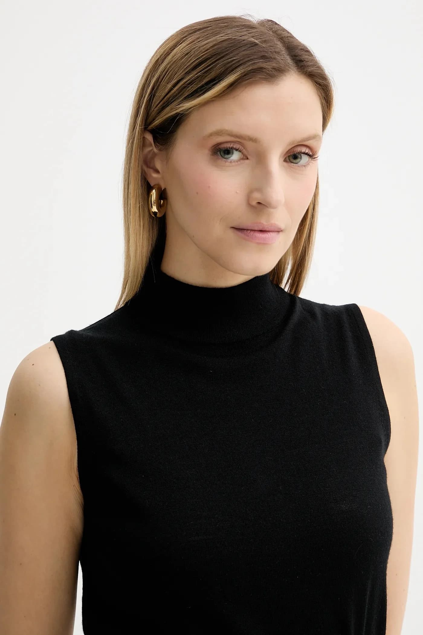 Шерстяной жилет - фото 4