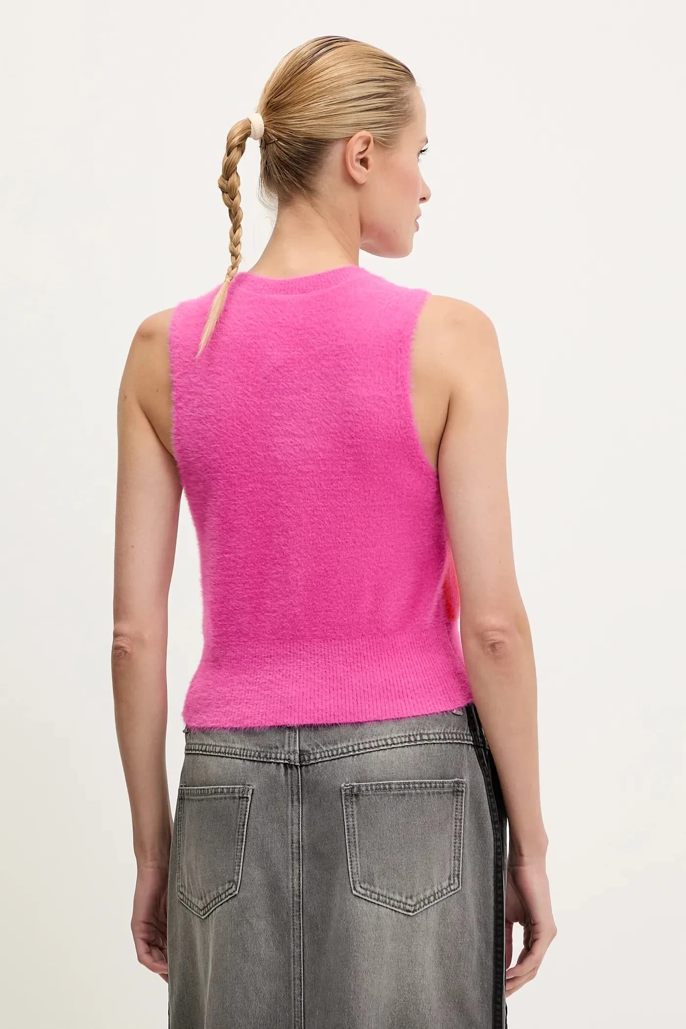 Пушистый жилет - фото 3