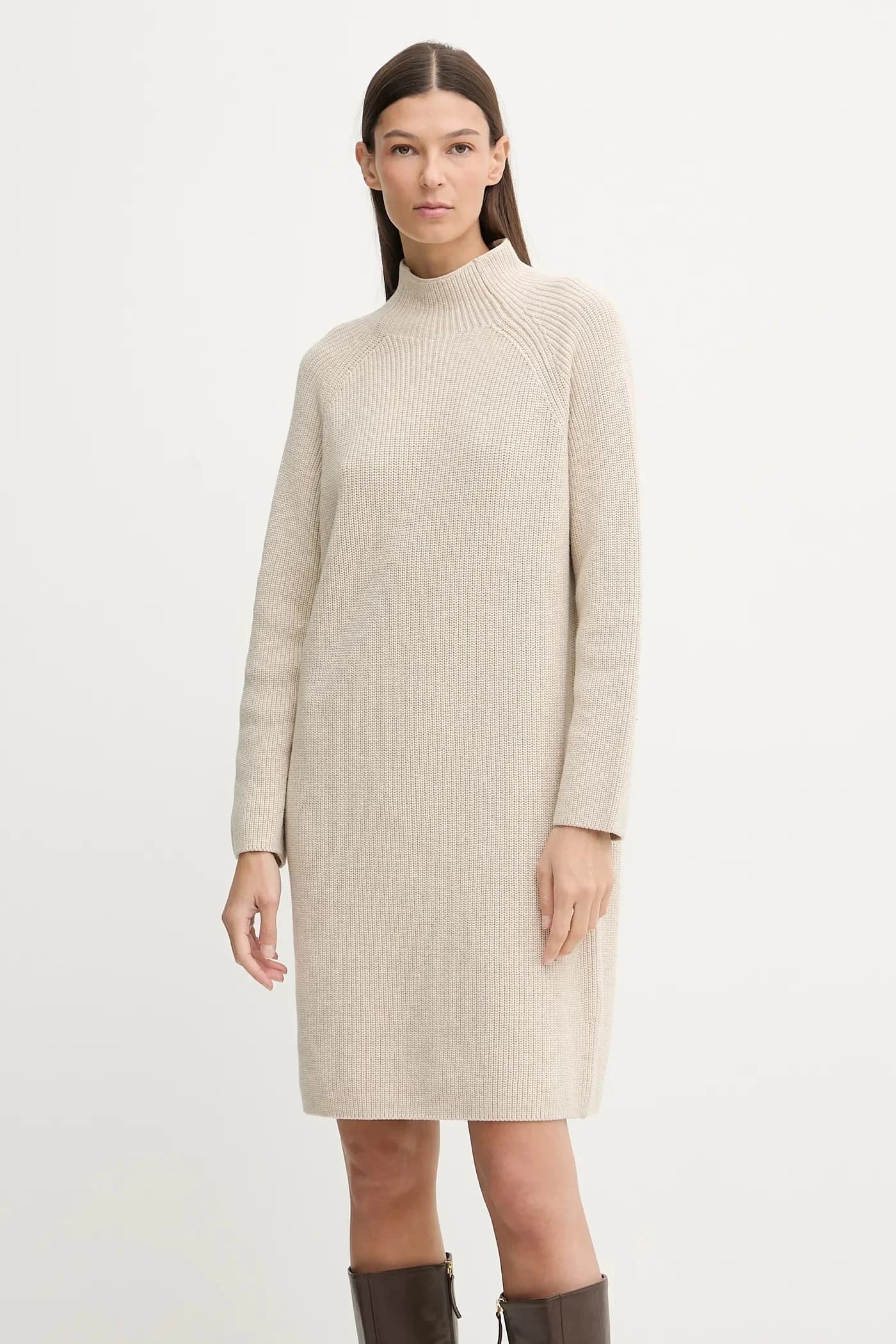 Платье из смесовой шерсти