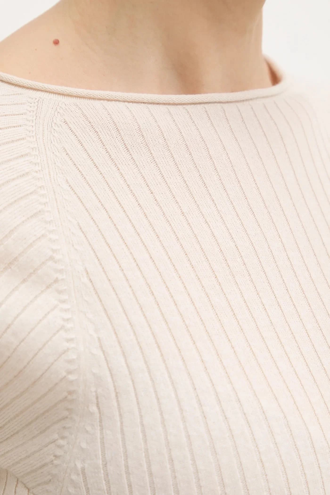 Шерстяной свитер - фото 5