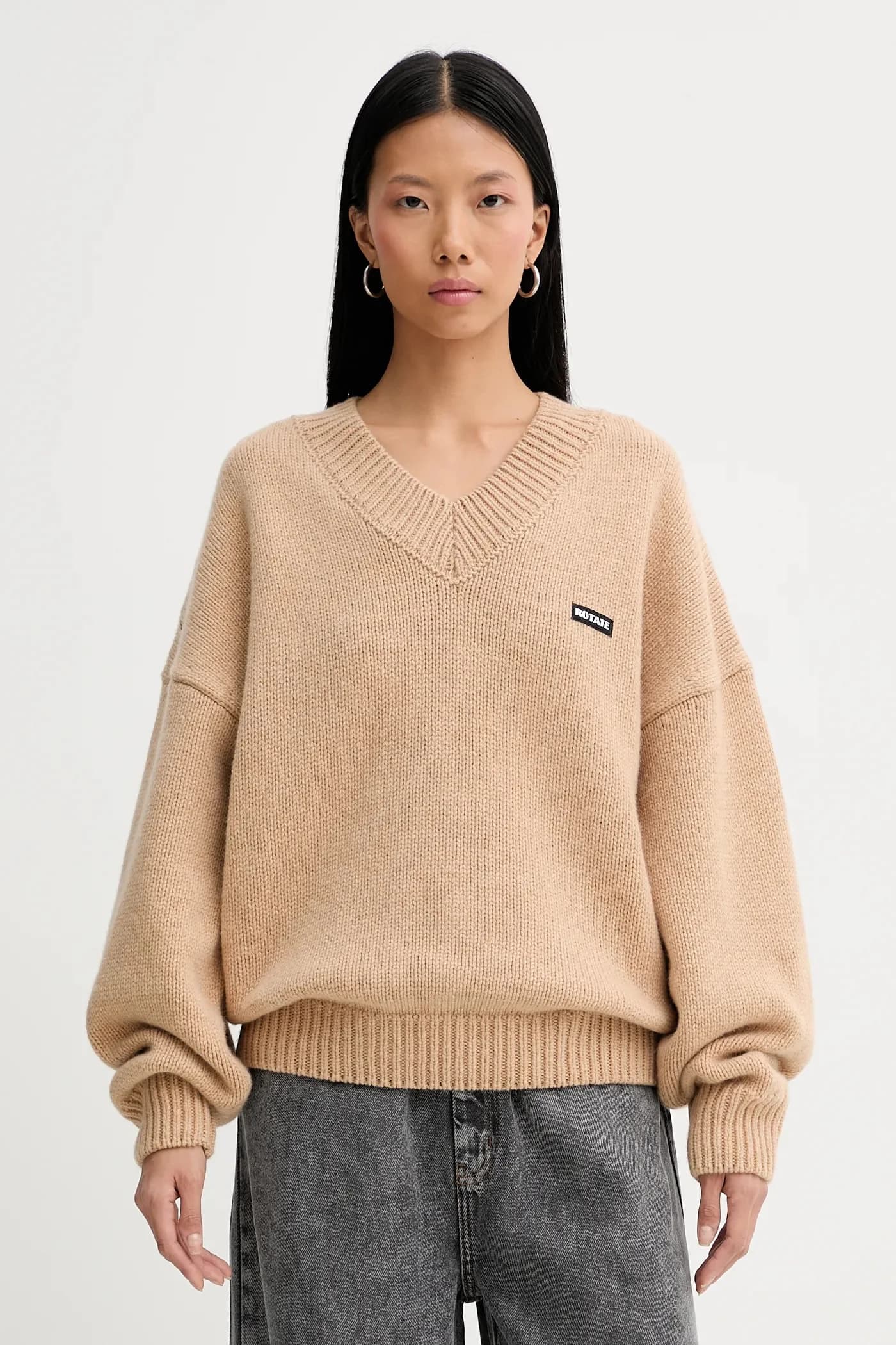 Шерстяной свитер