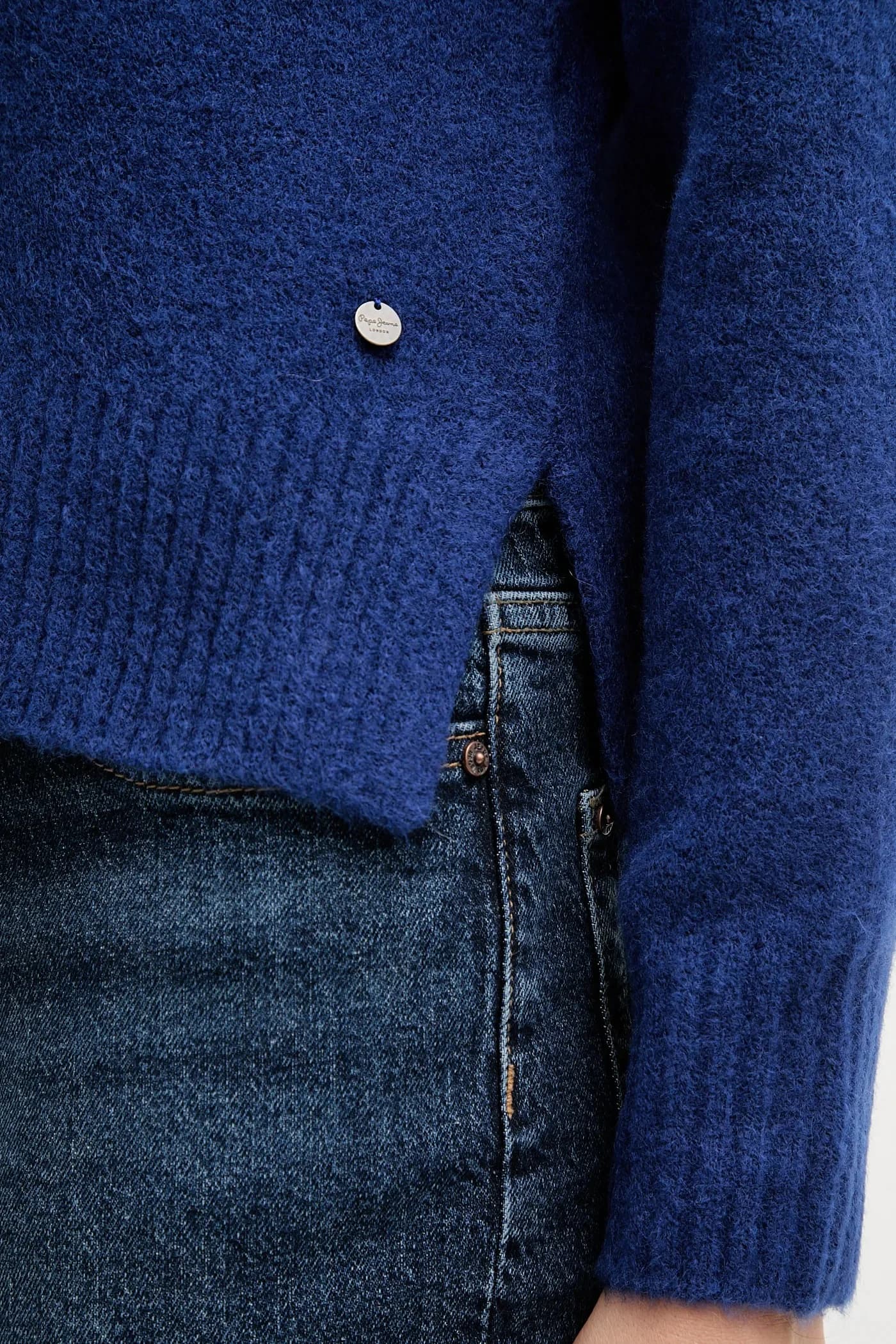 Свитер из смесовой шерсти - фото 5