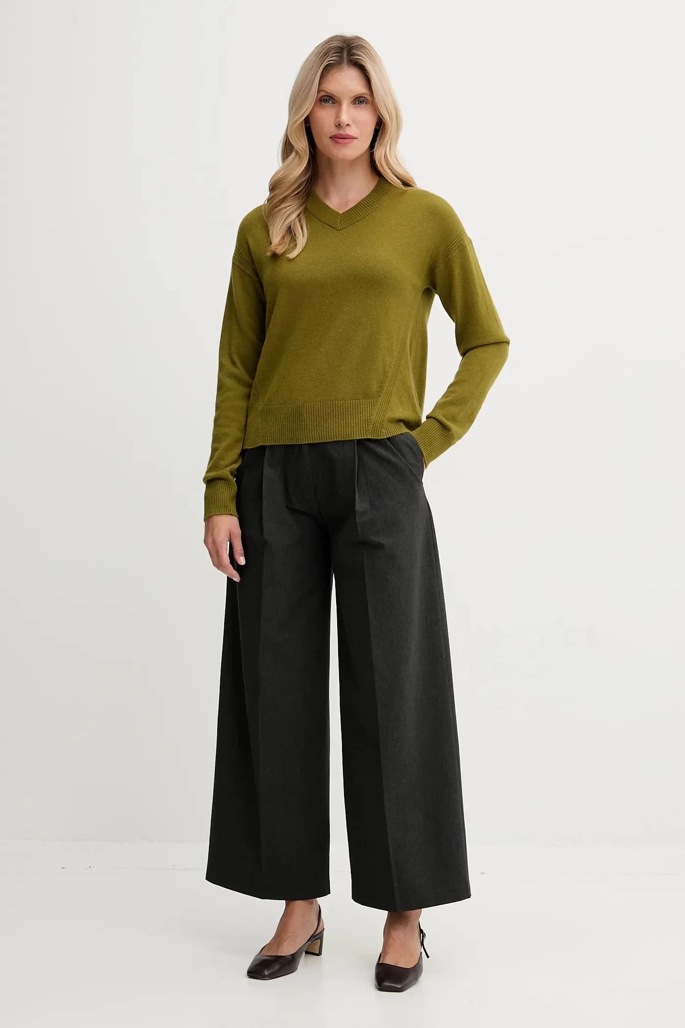 Свитер из смесовой шерсти - фото 2