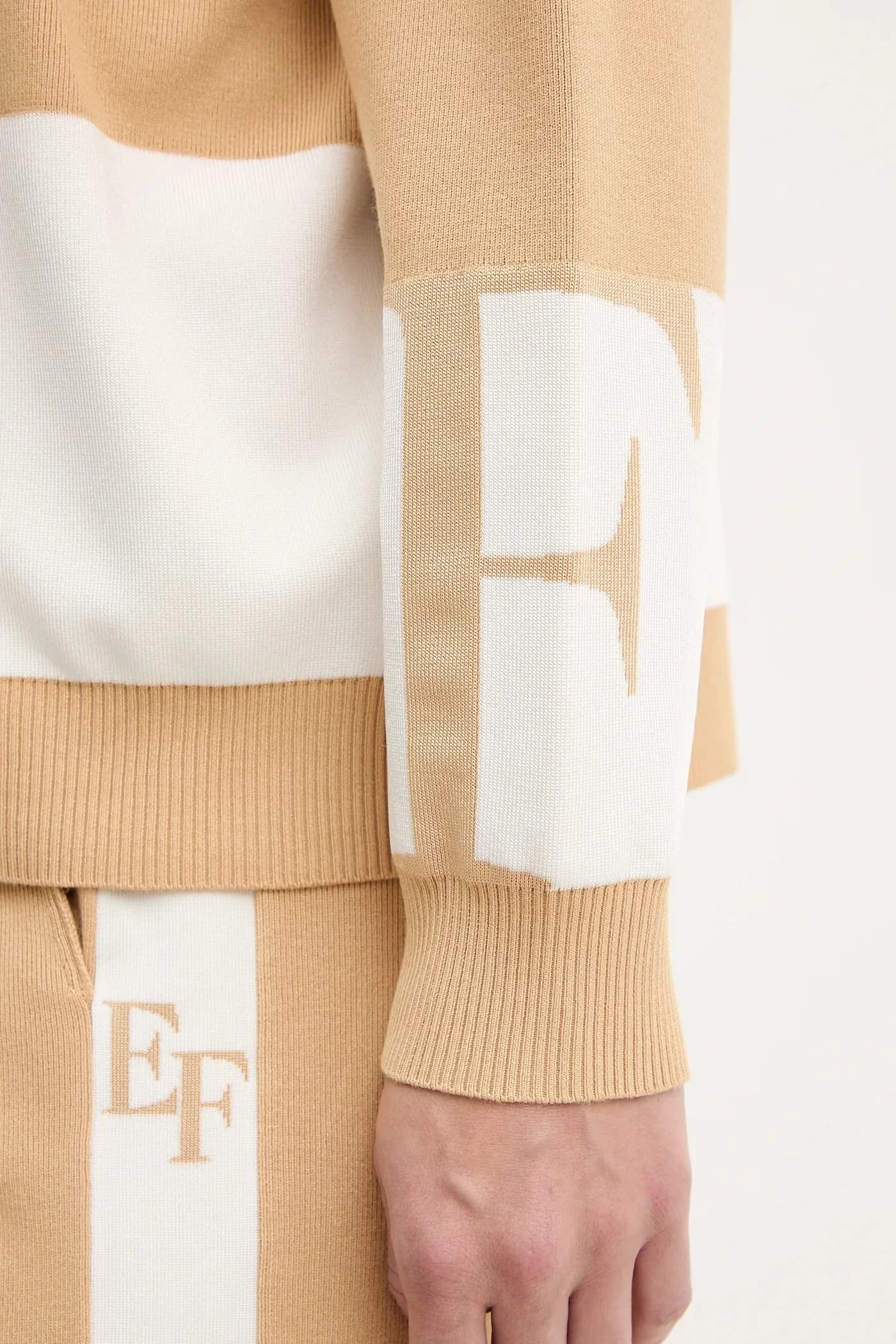 Свитер - фото 5