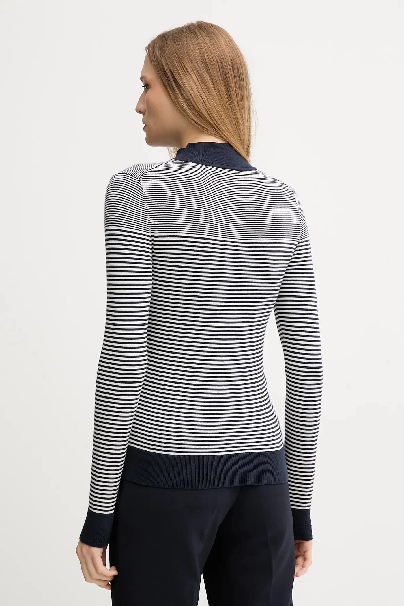 Свитер - фото 3