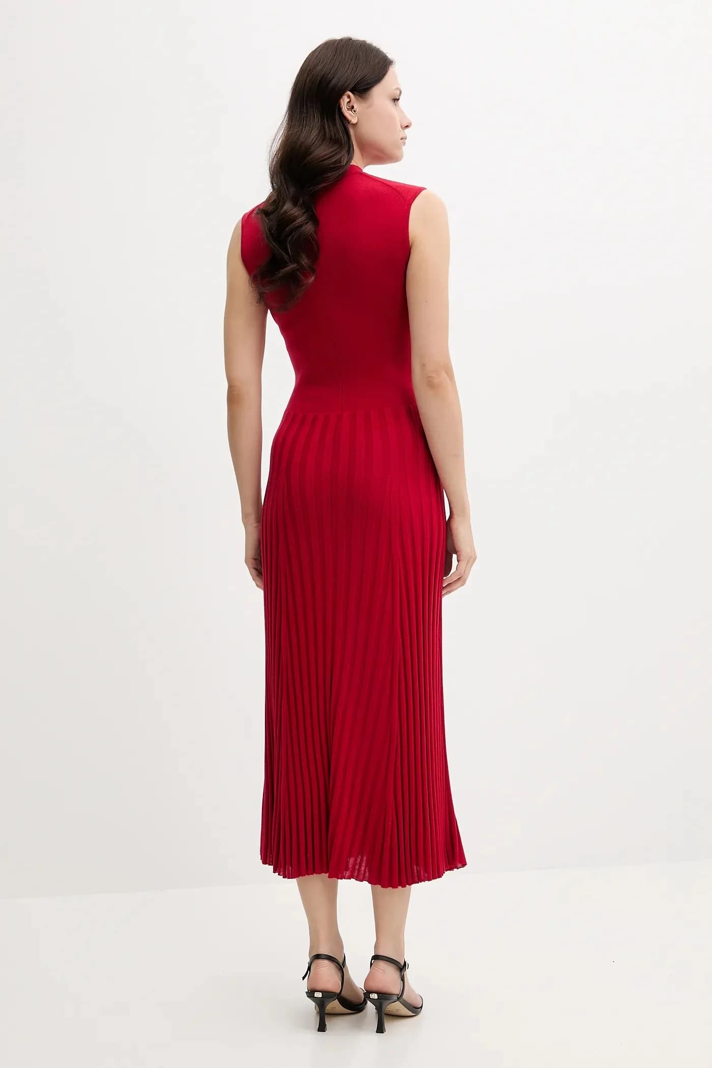 Платье с оттенком шелка - фото 2