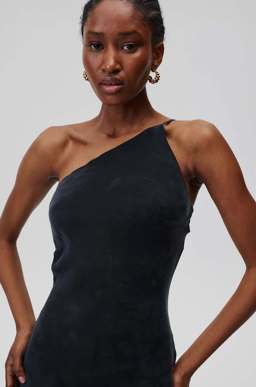 Платье под солнцем - фото 2