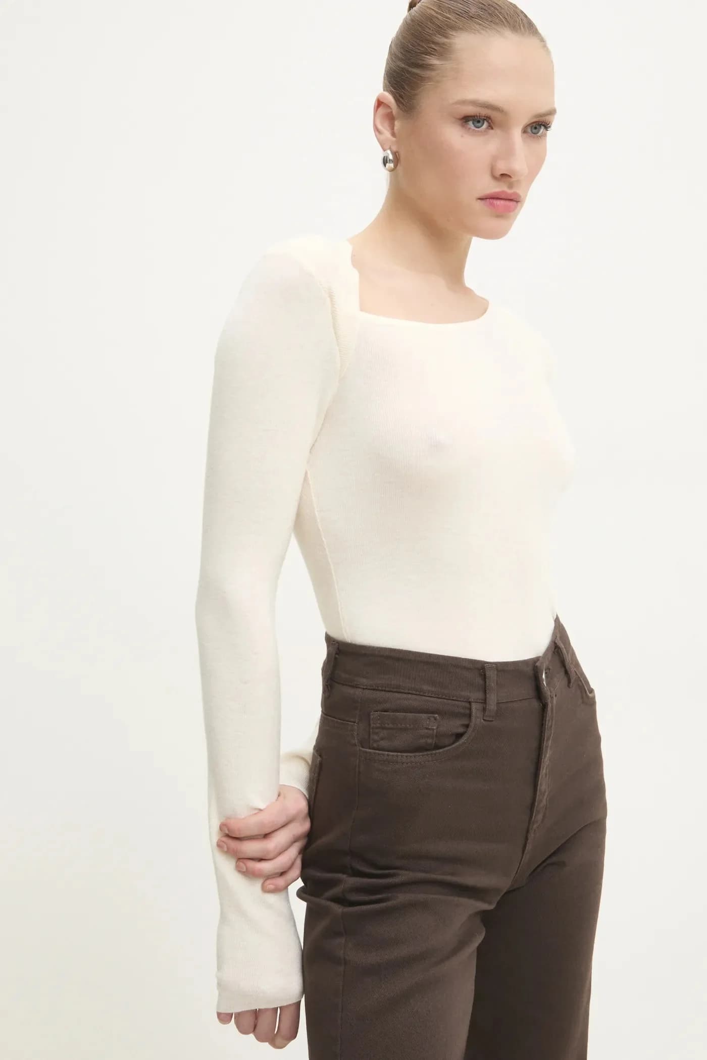 Шерстяной свитер