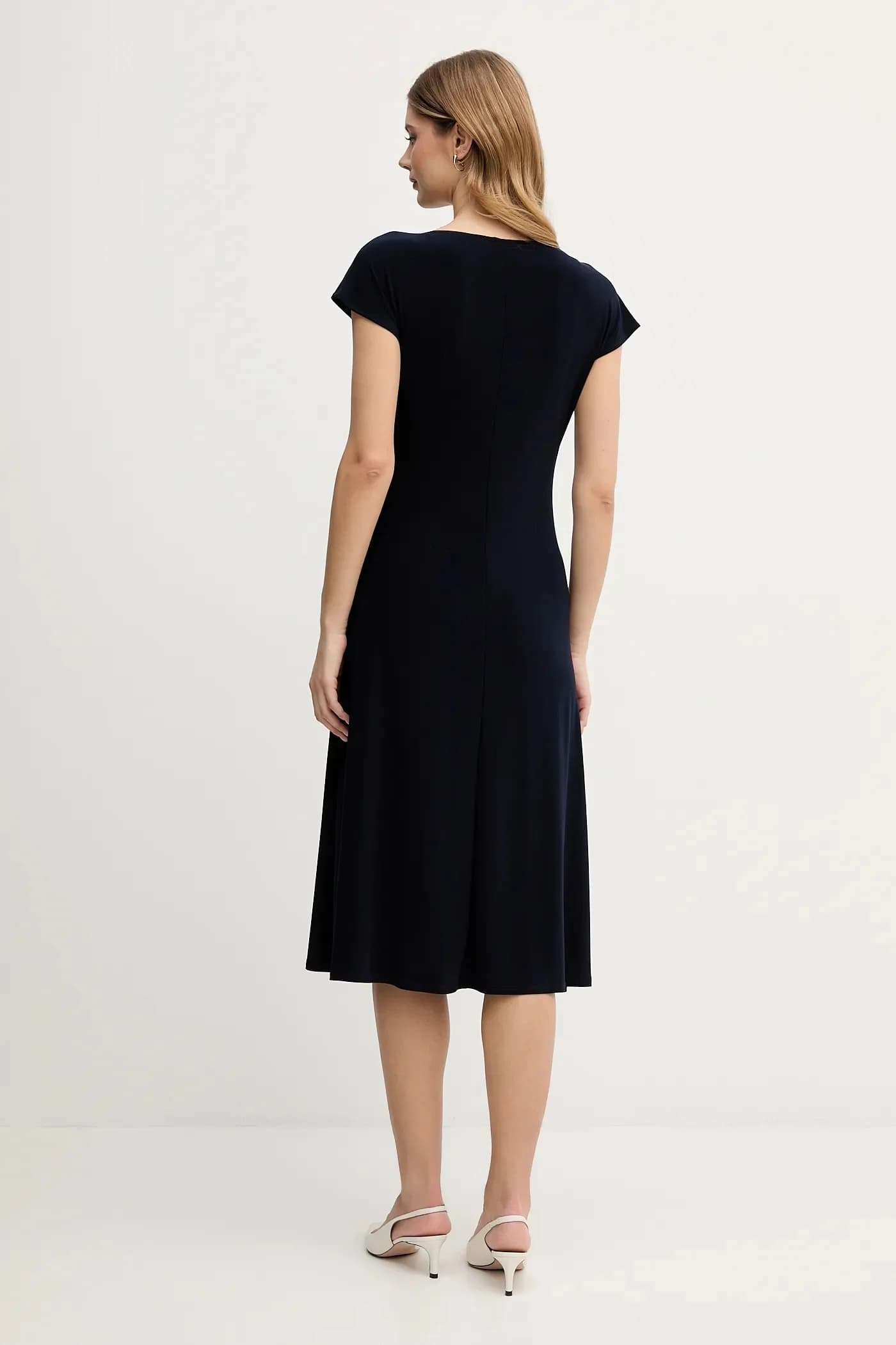 Одеваться - фото 2