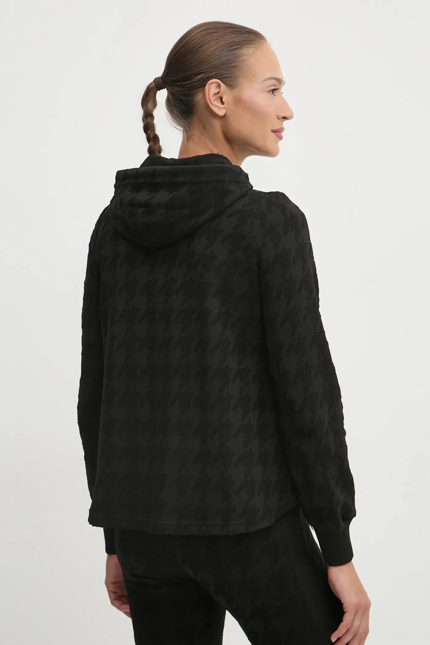 свитер Лайлы - фото 3