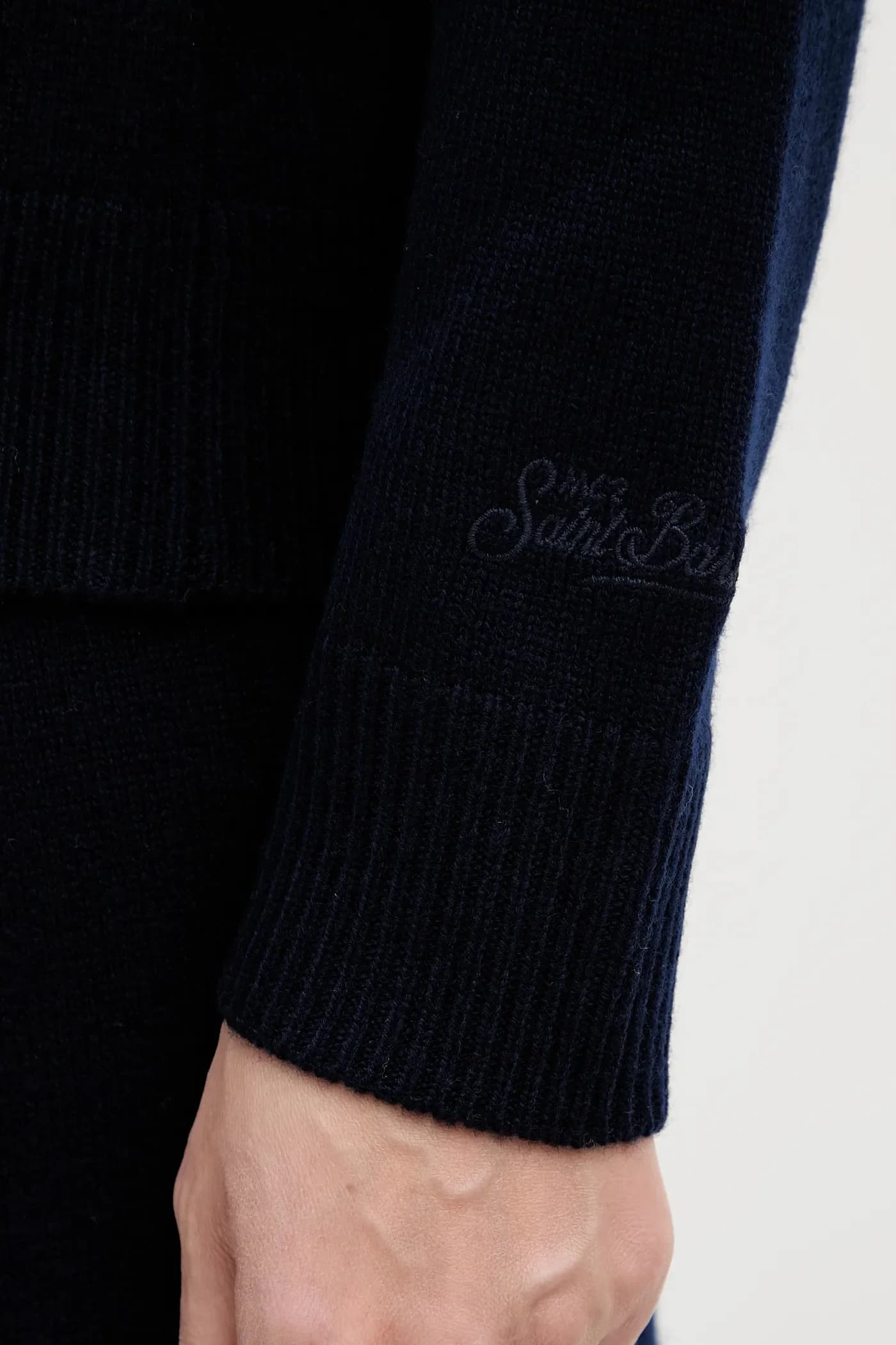 Шерстяной свитер - фото 5