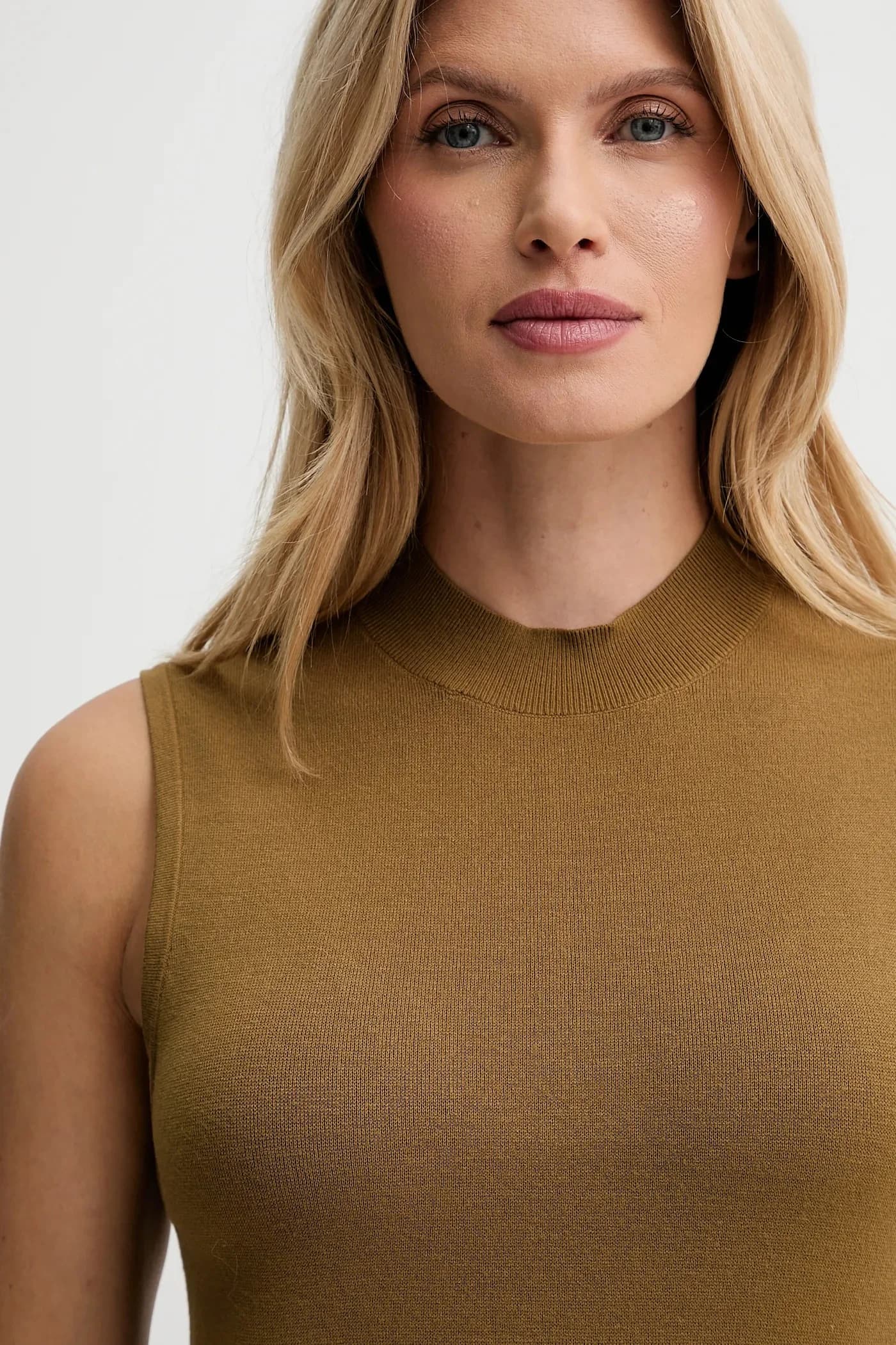 Жилет - фото 4