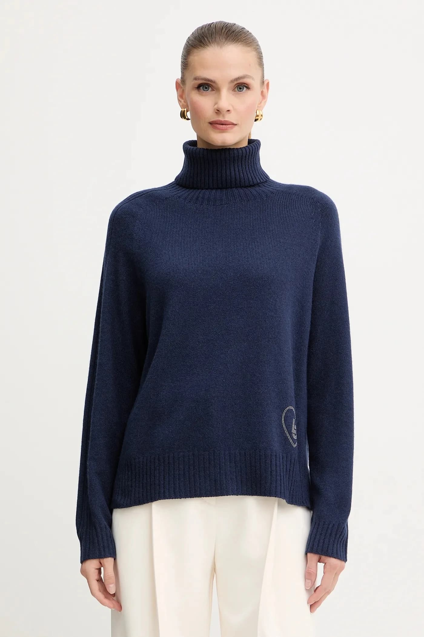 Свитер из смесовой шерсти