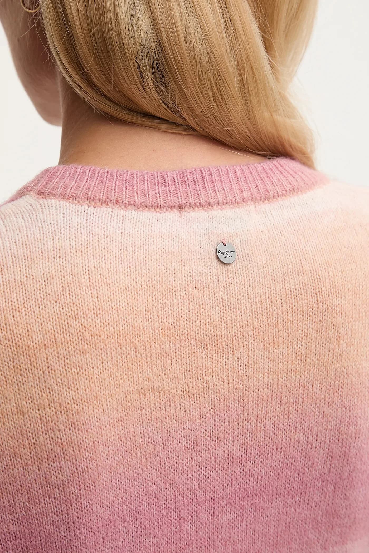 Платье из смесовой шерсти - фото 6