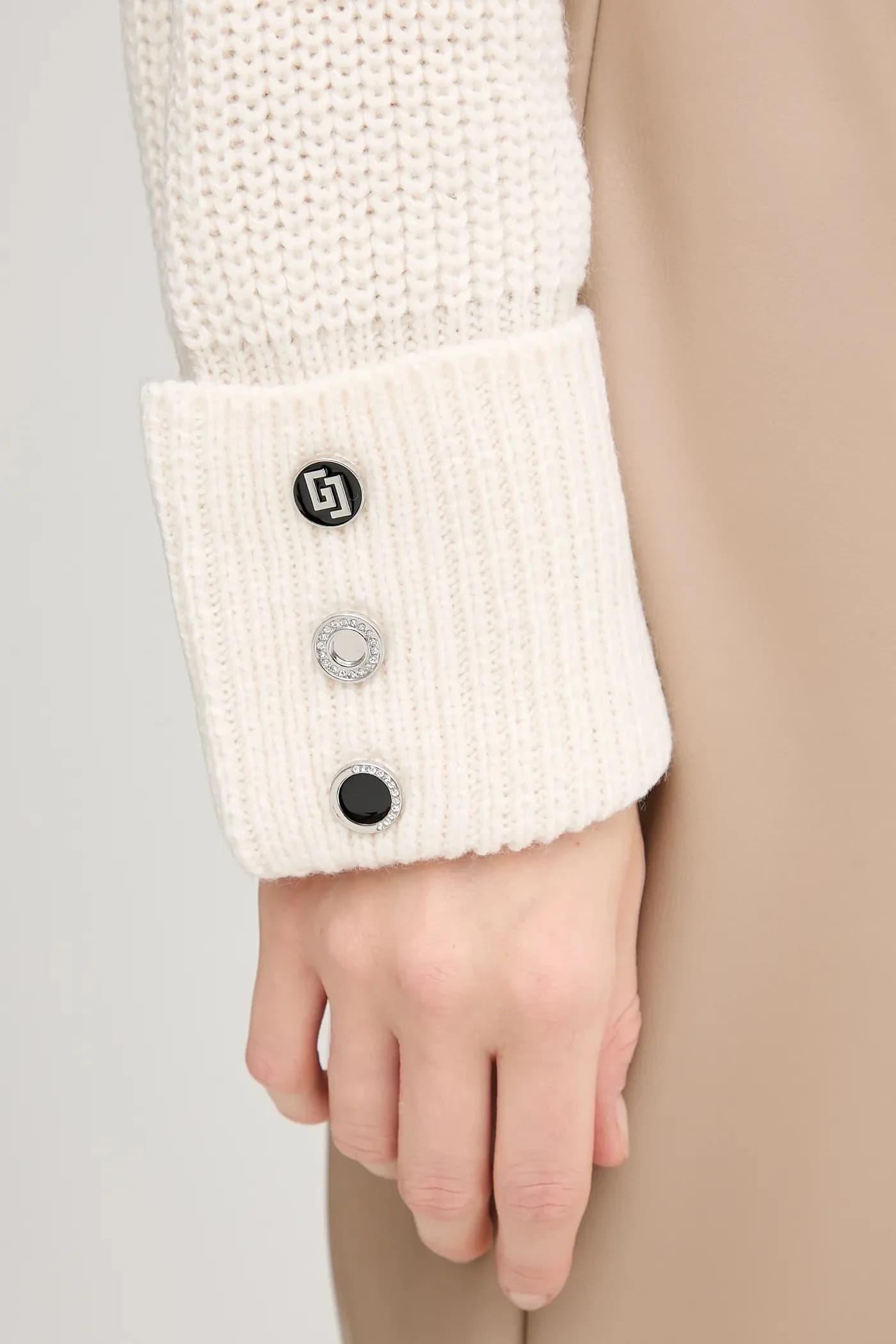 Свитер - фото 5