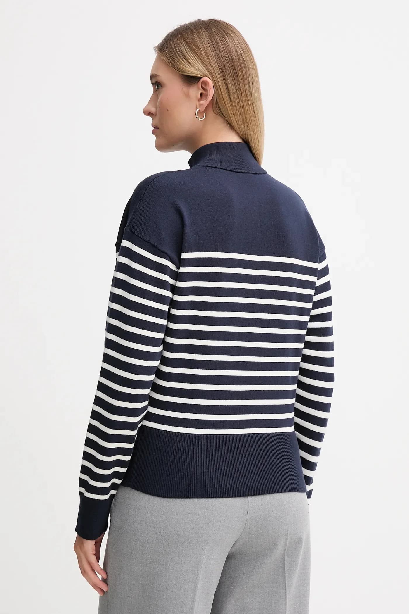 Свитер - фото 3