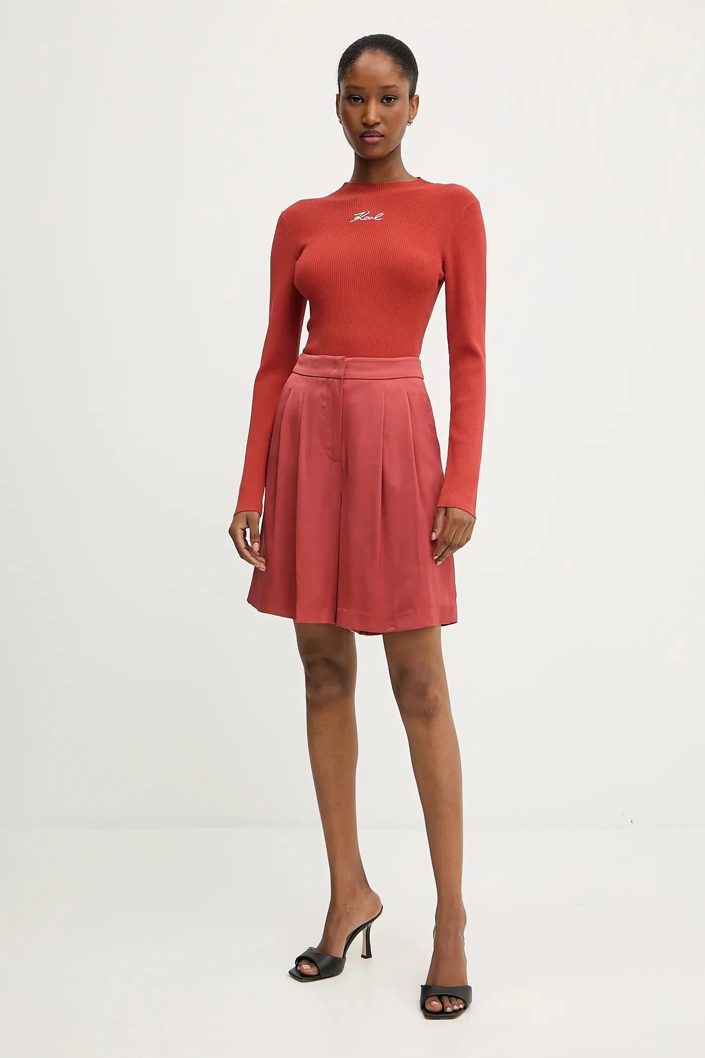 Свитер - фото 2