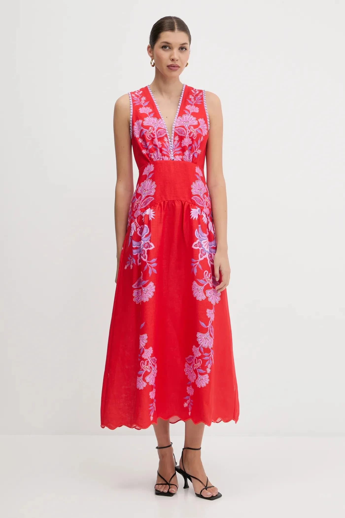 Льняное платье