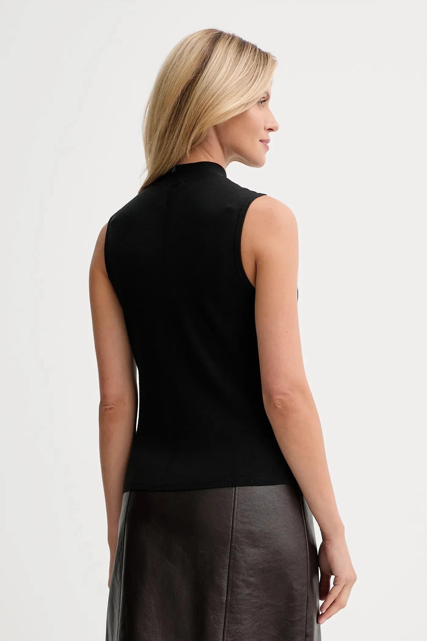 Жилет - фото 3