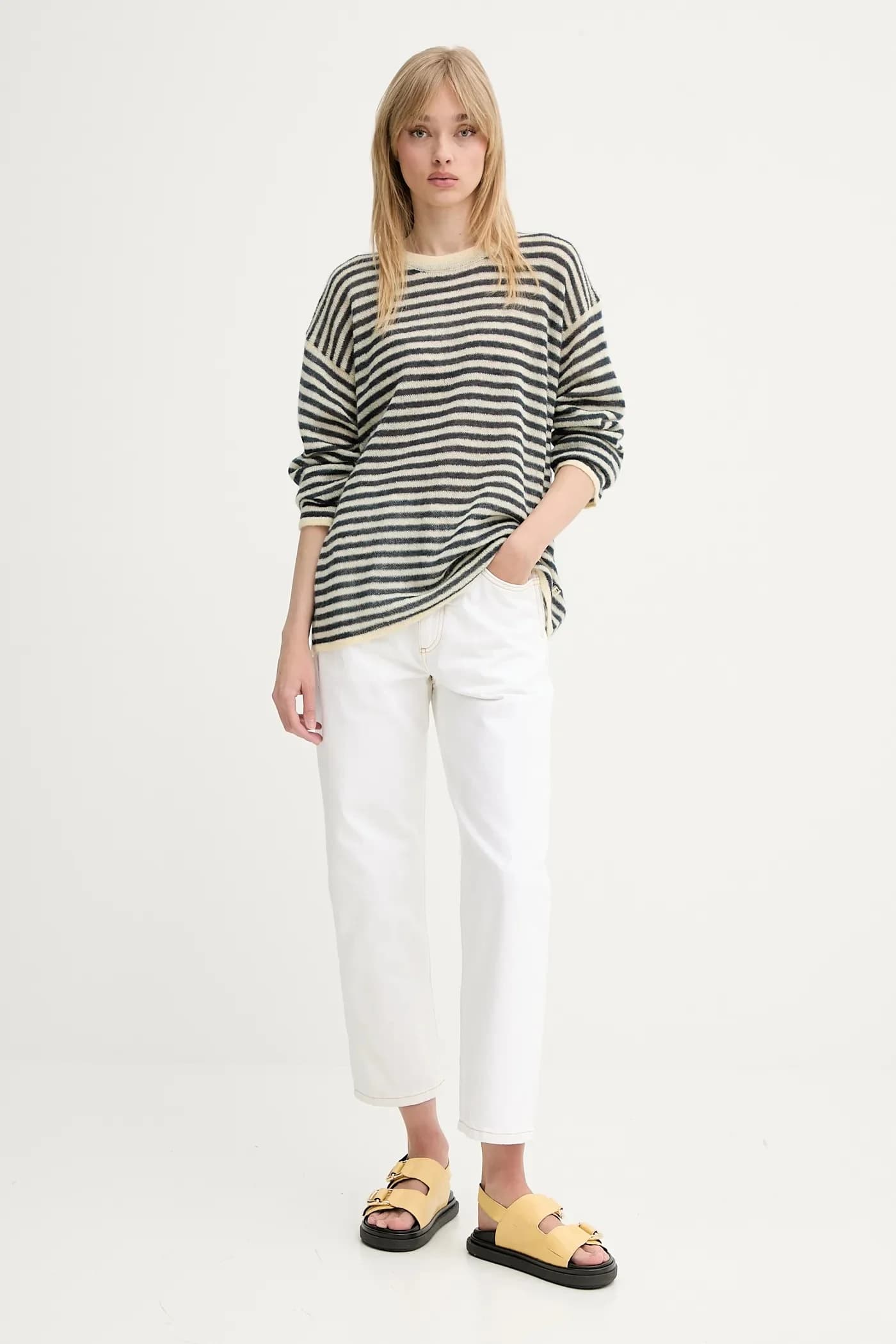 Шерстяной свитер - фото 2