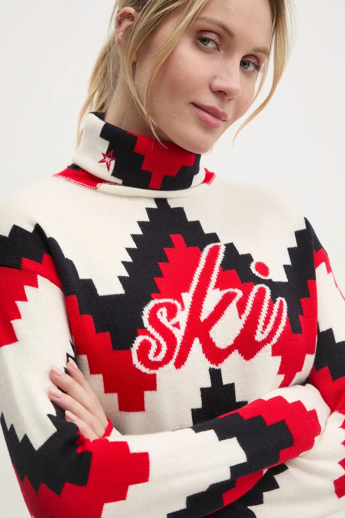 свитер с шевроном - фото 4