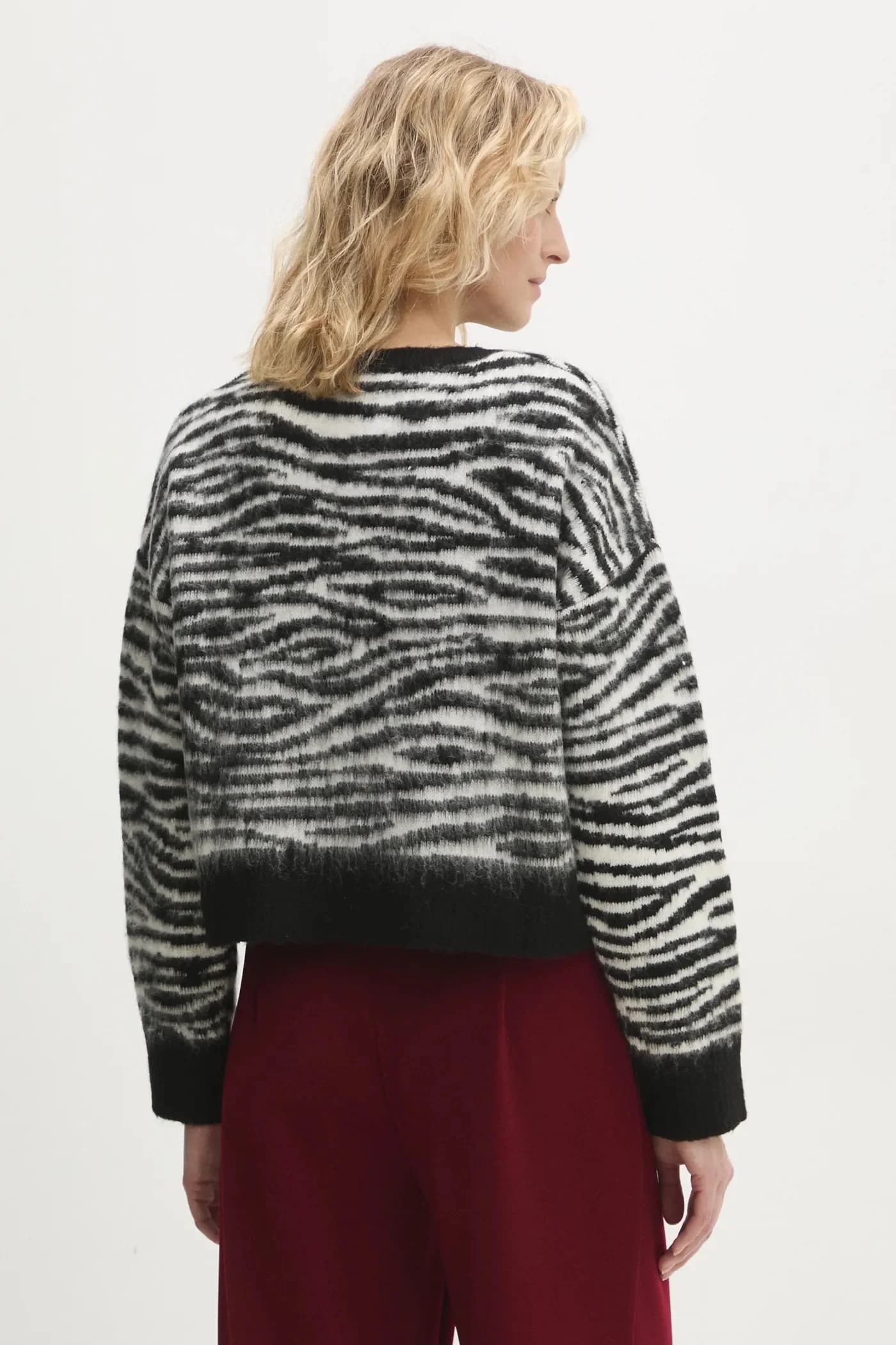 Свитер - фото 3