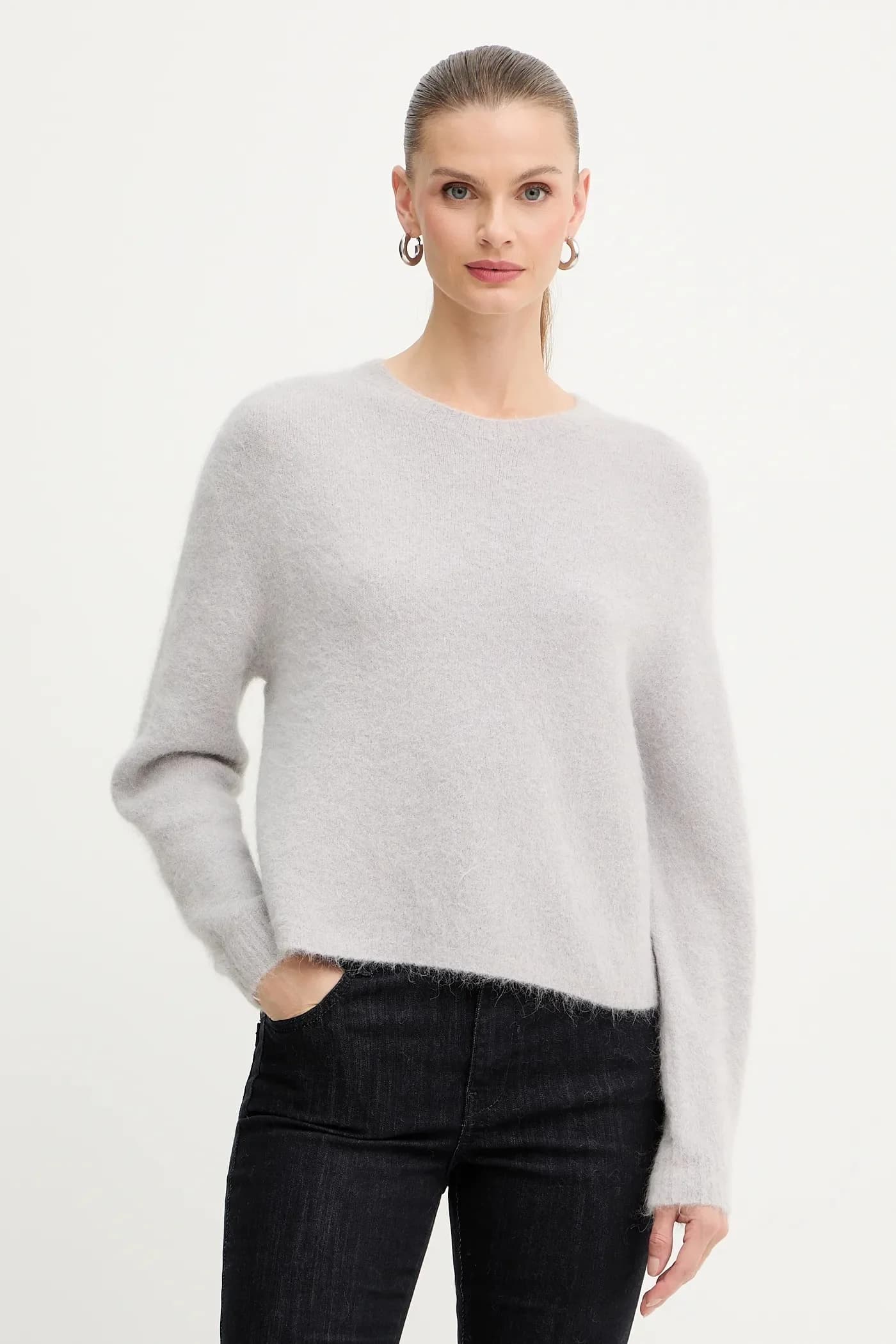 Свитер из смесовой шерсти