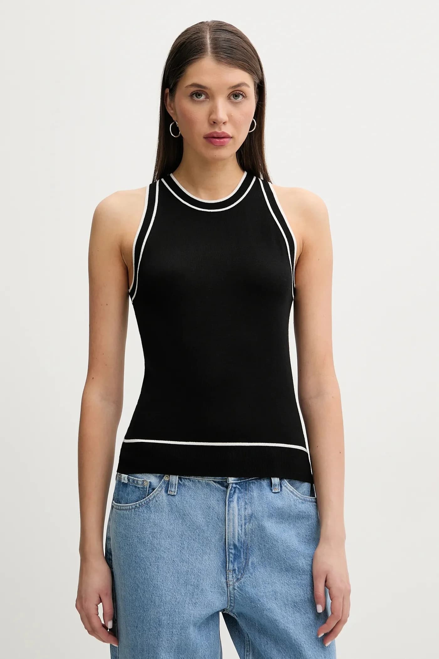 Шерстяной жилет