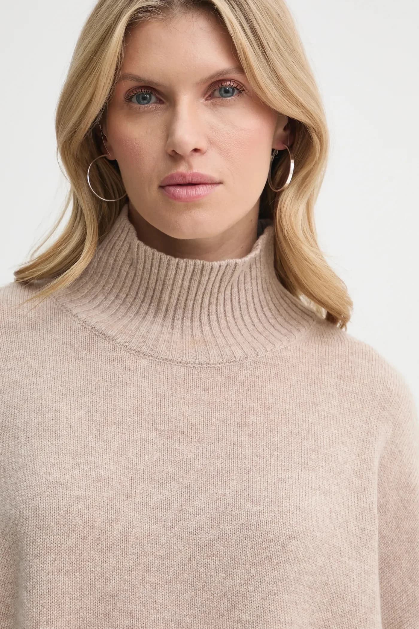 Свитер - фото 4