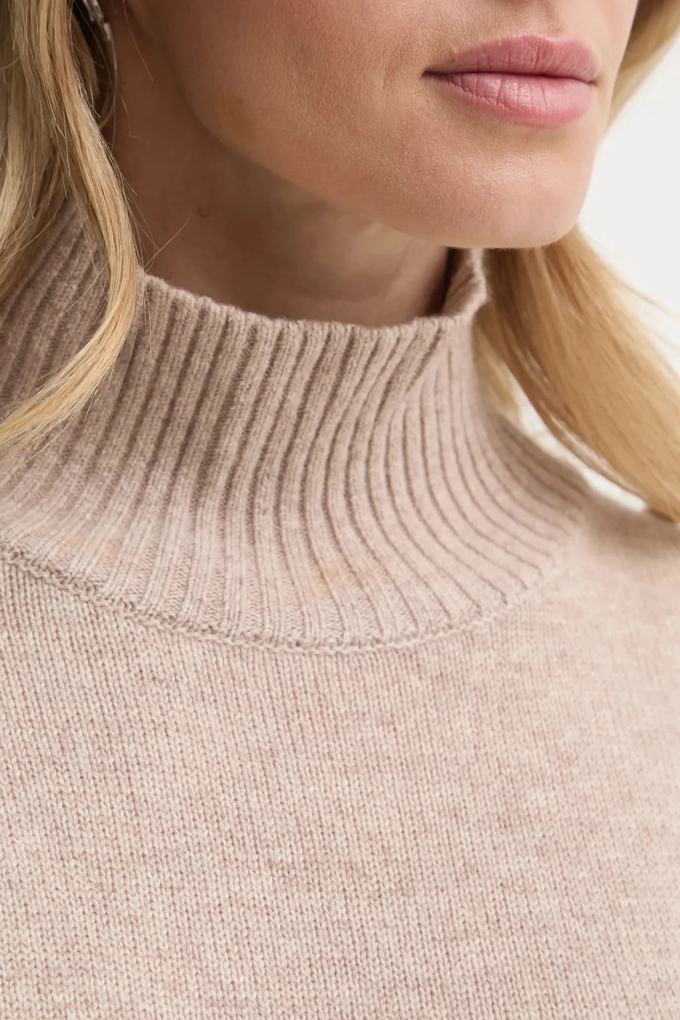 Свитер - фото 5