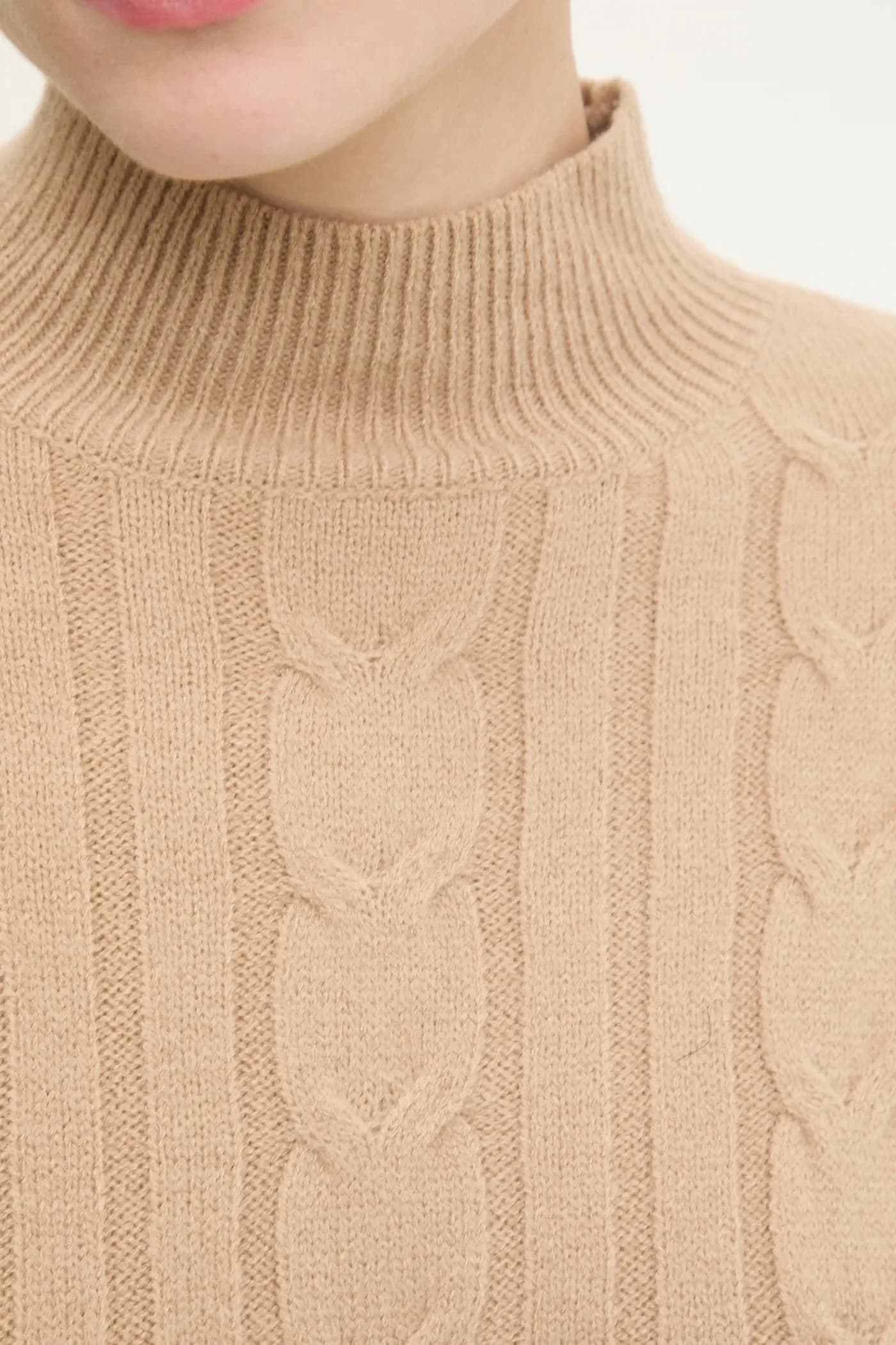 Свитер - фото 5