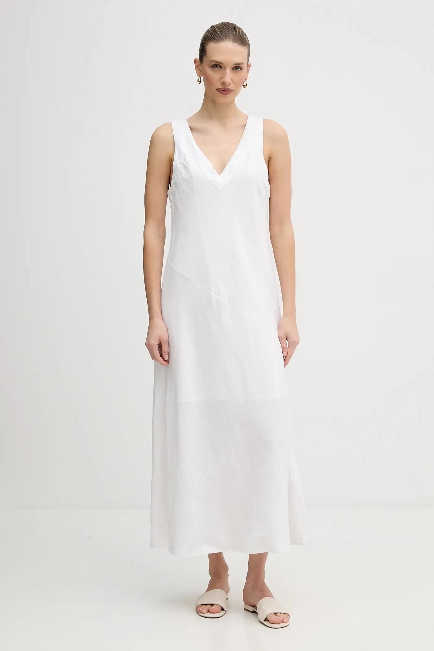 Льняное платье