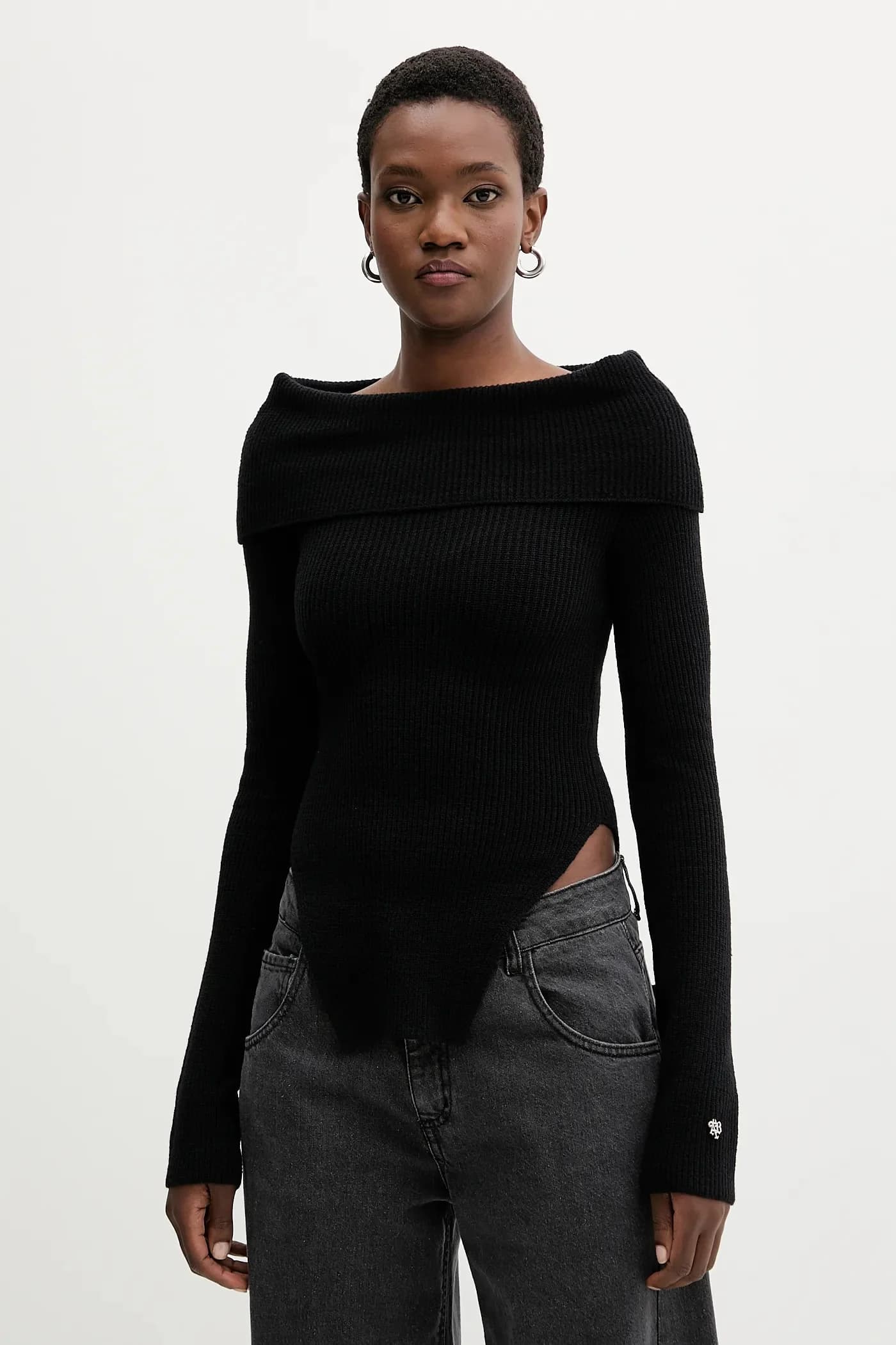 Шерстяной свитер