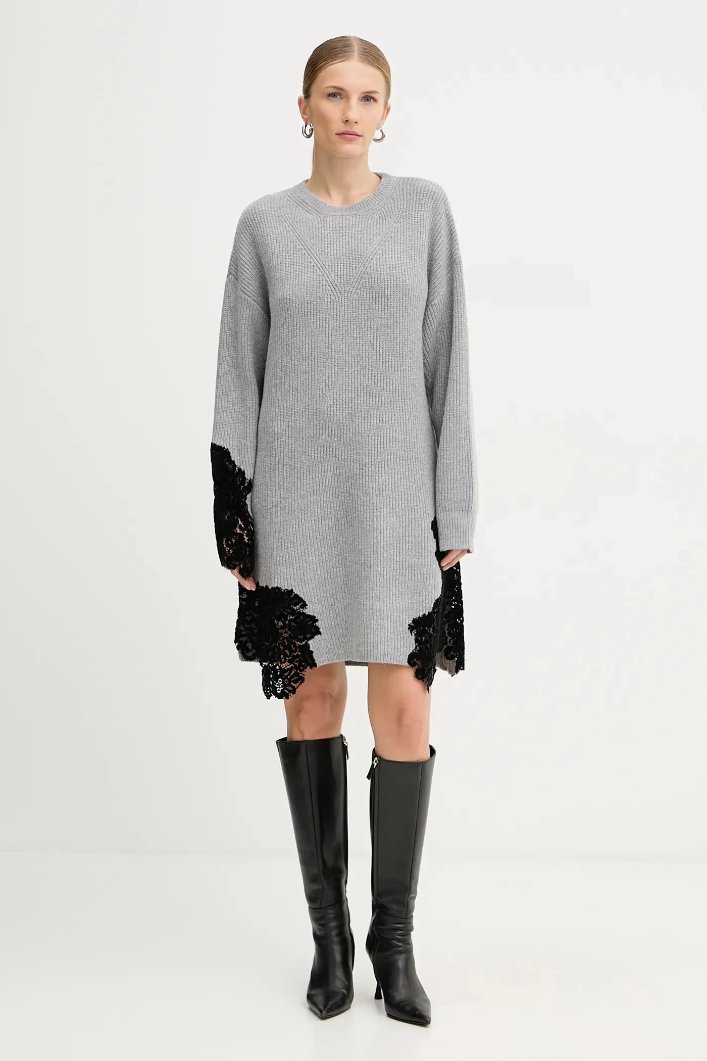 Платье из смесовой шерсти