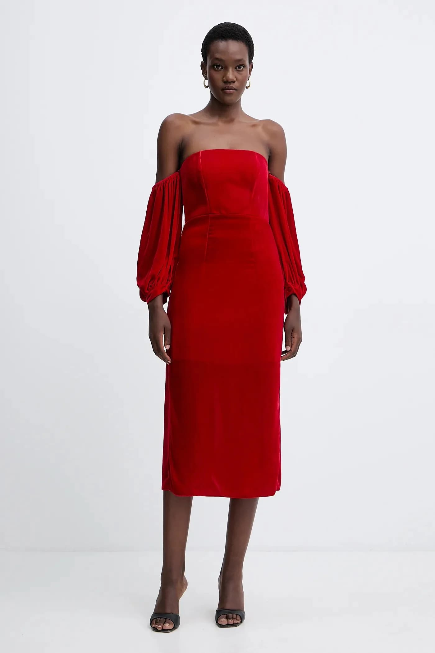 Платье с добавлением шелка