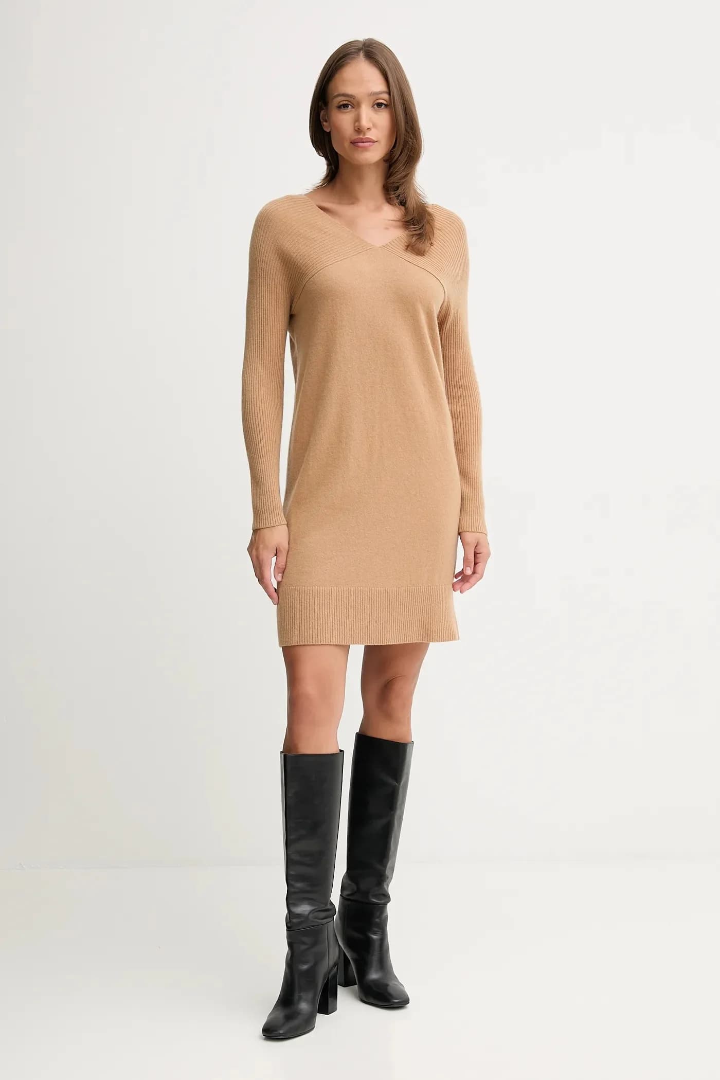 Платье из смесовой шерсти - фото 2