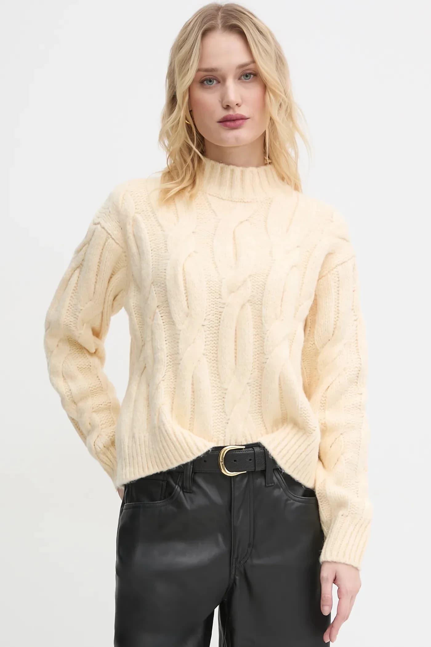 Свитер из смесовой шерсти