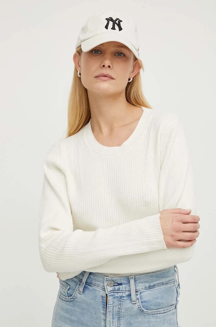 Свитер из смесовой шерсти