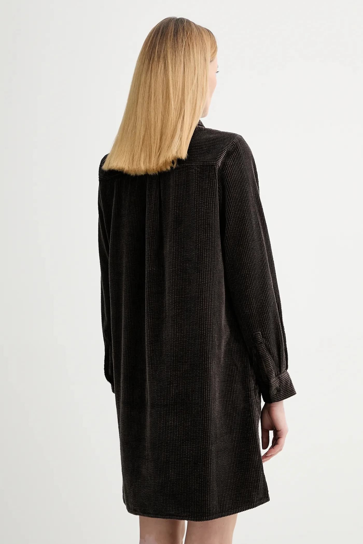 Вельветовое платье - фото 3