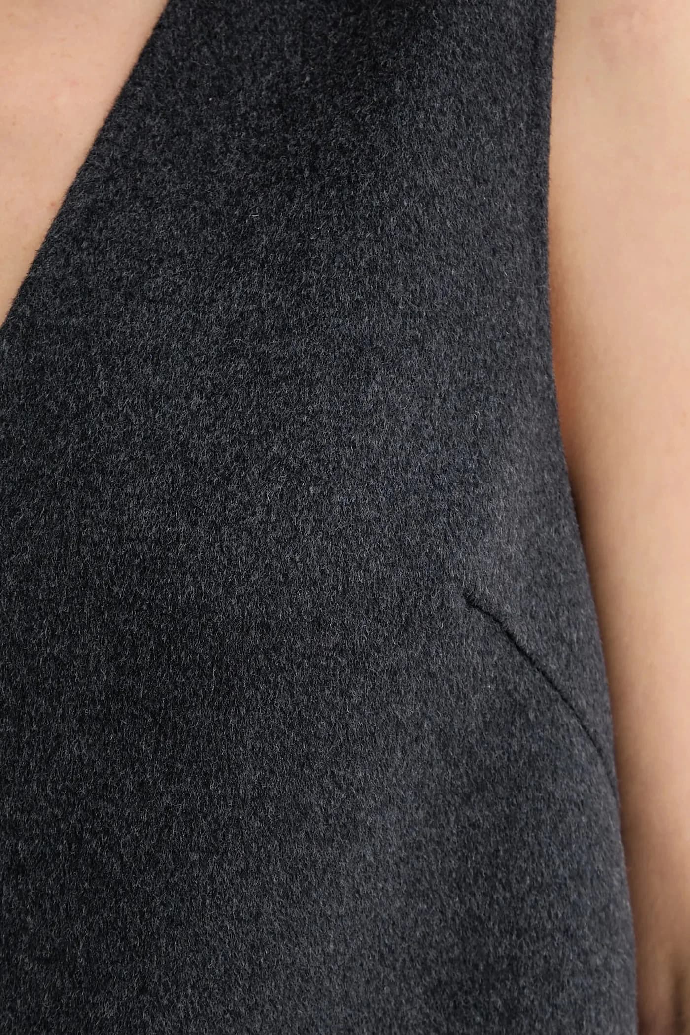 Платье из смесовой шерсти - фото 5