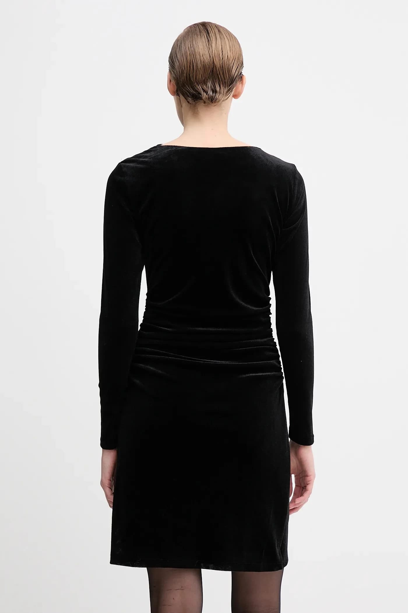 Велюровое платье - фото 3