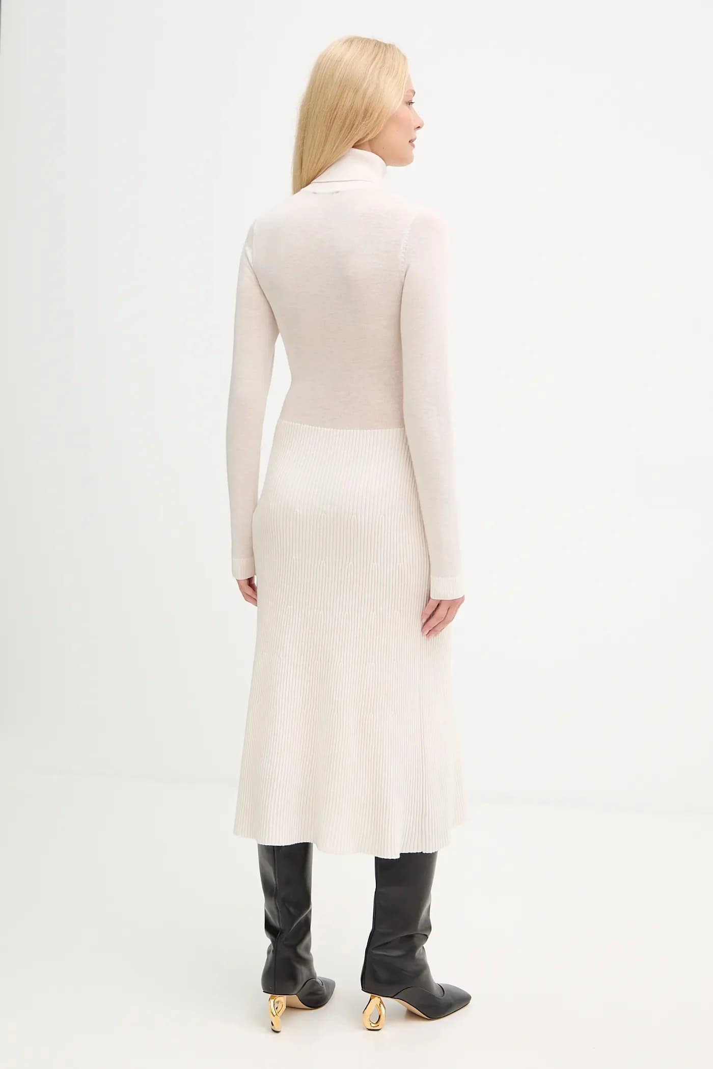 Платье из смесовой шерсти - фото 3