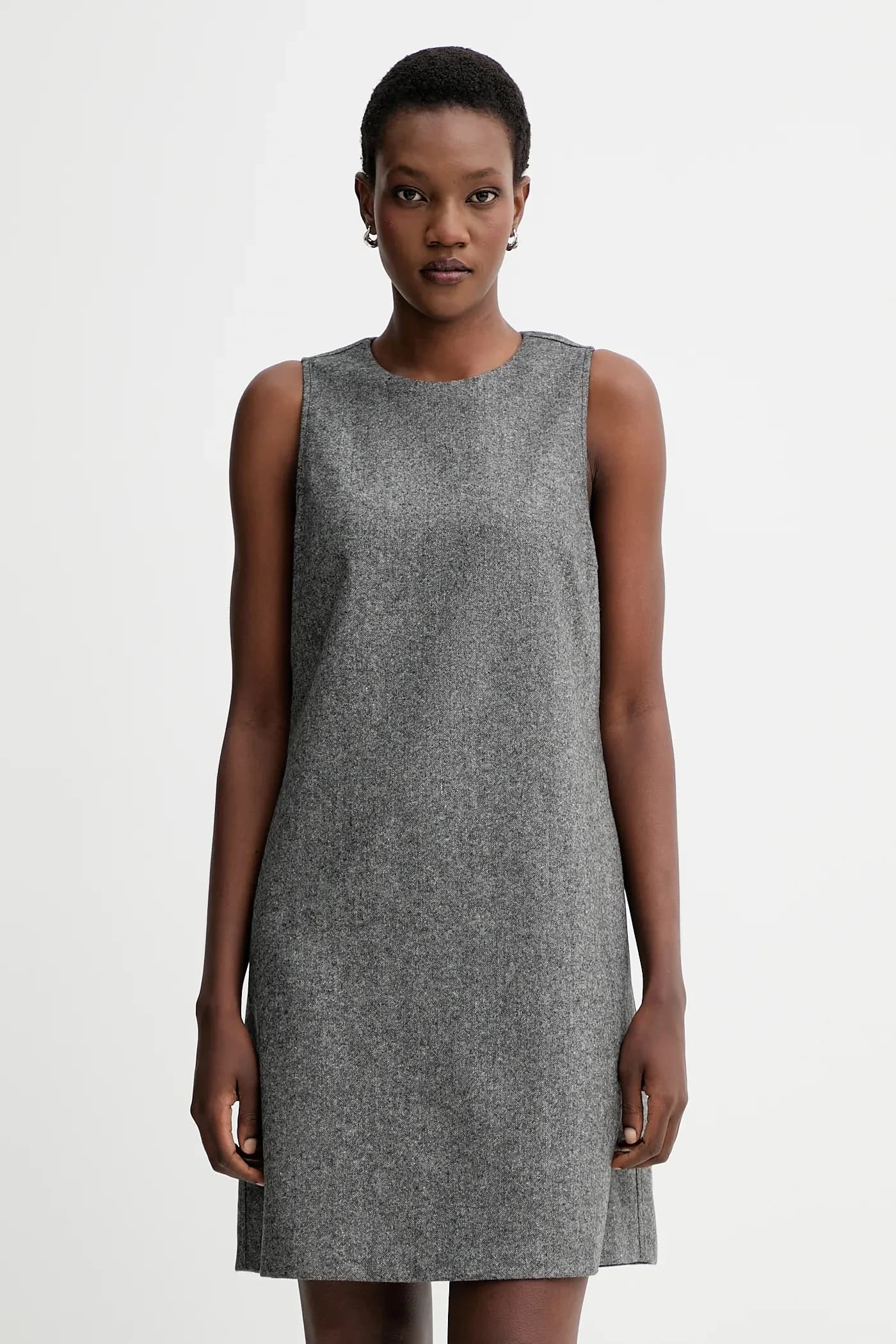 Платье из смесовой шерсти