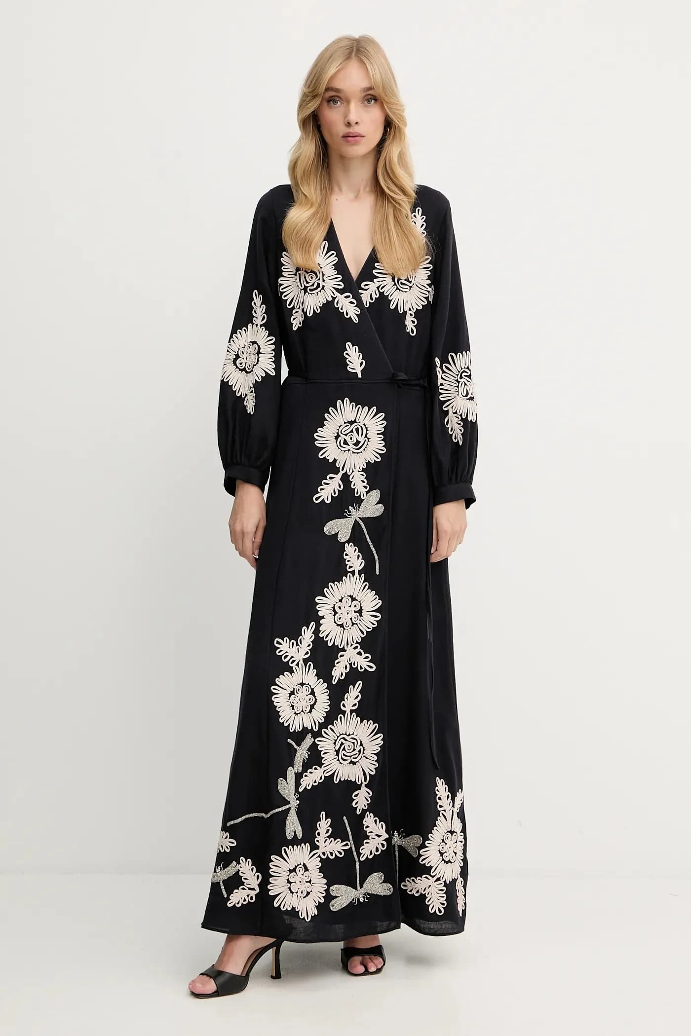 Шерстяное платье